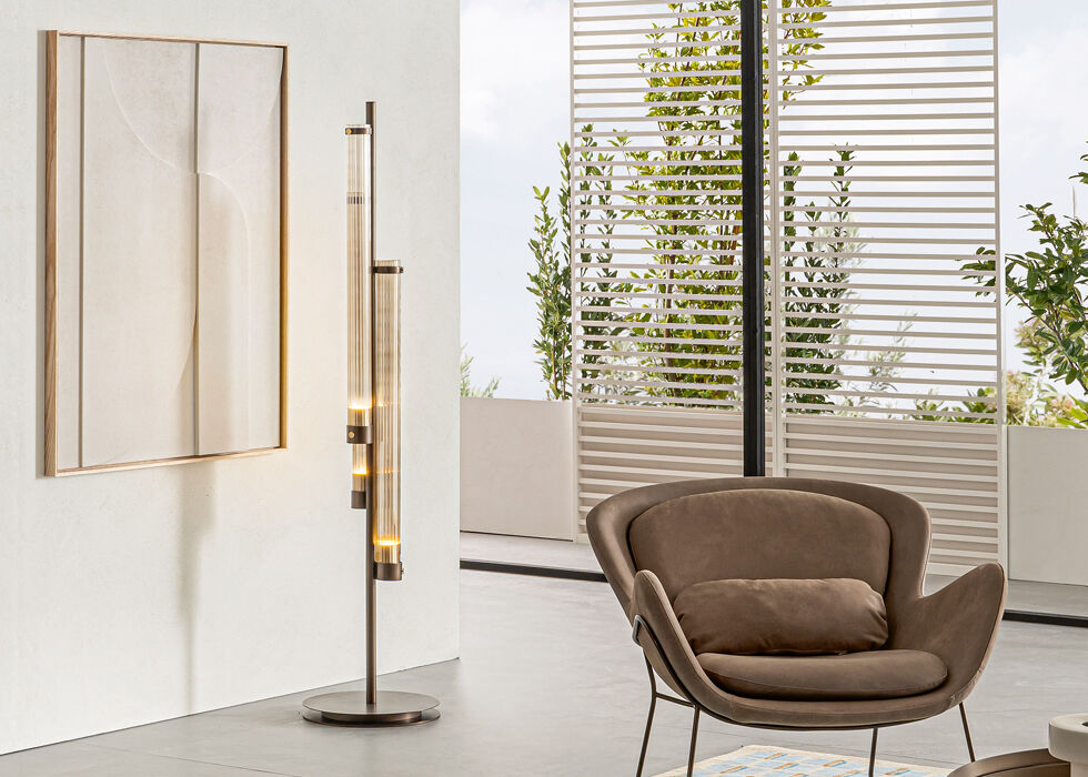 lampada piantana tube