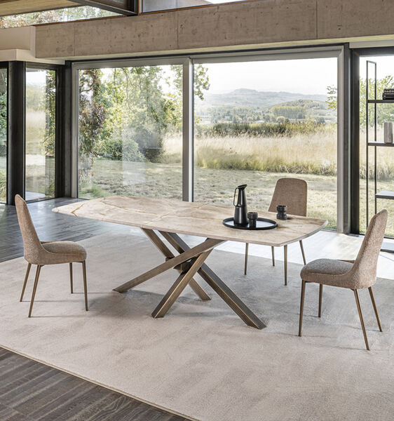 Tavoli di design eleganti e moderni, allungabili o fissi - Riflessi