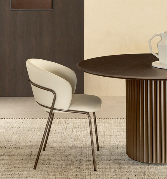 Sedie Design, moderne ed eleganti ideali per soggiorno e salotto - Riflessi